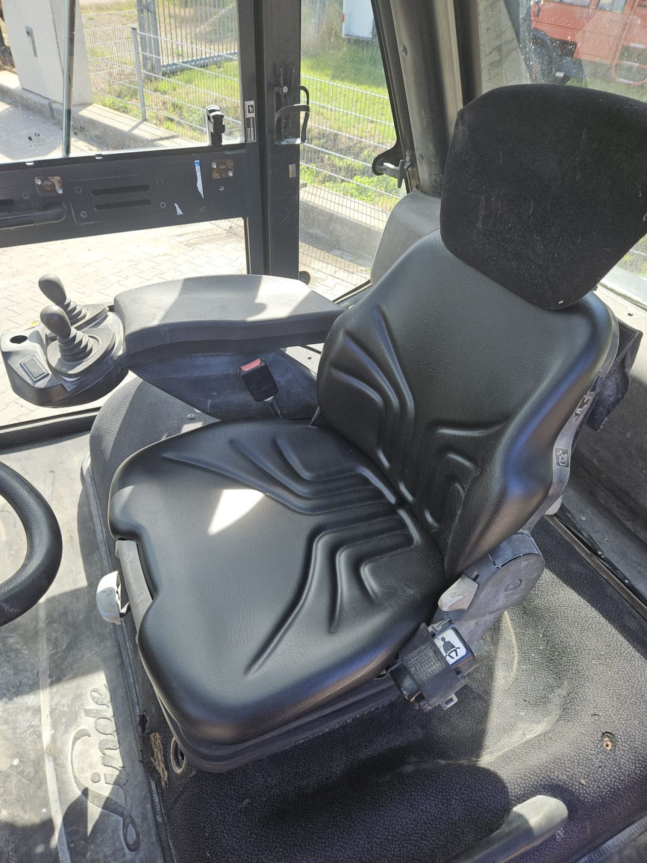 Linde H50D met vorkversteller en side shift