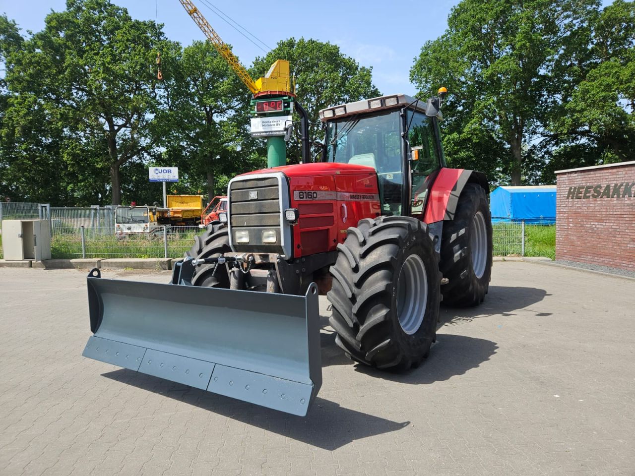 Massey Ferguson 8160