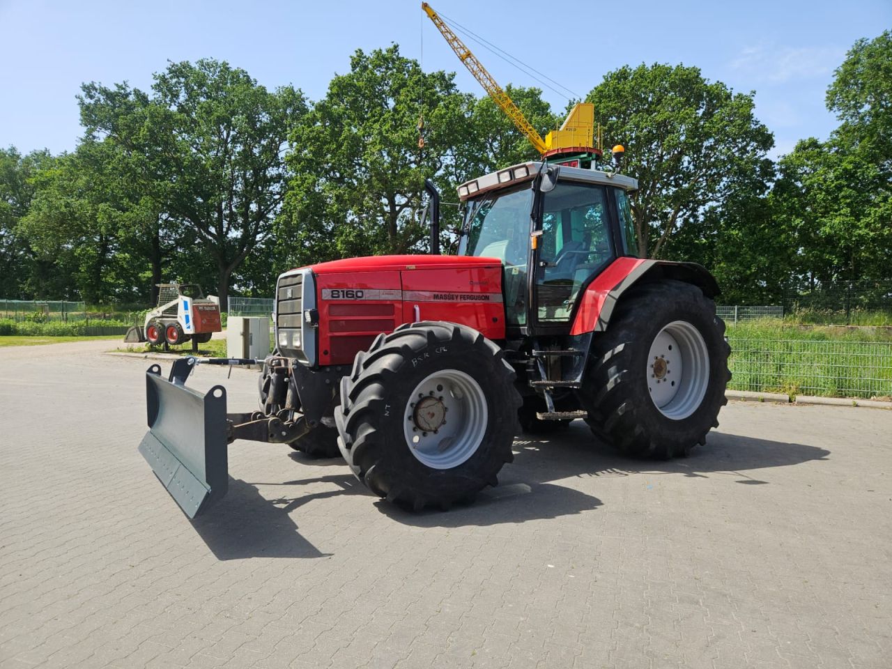 Massey Ferguson 8160