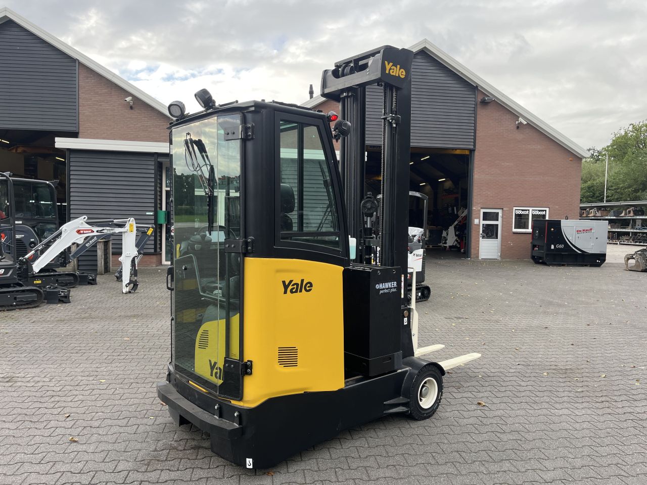 Yale MRO16 reachtruck, 22uur, bouwjaar 2024, voor buiten