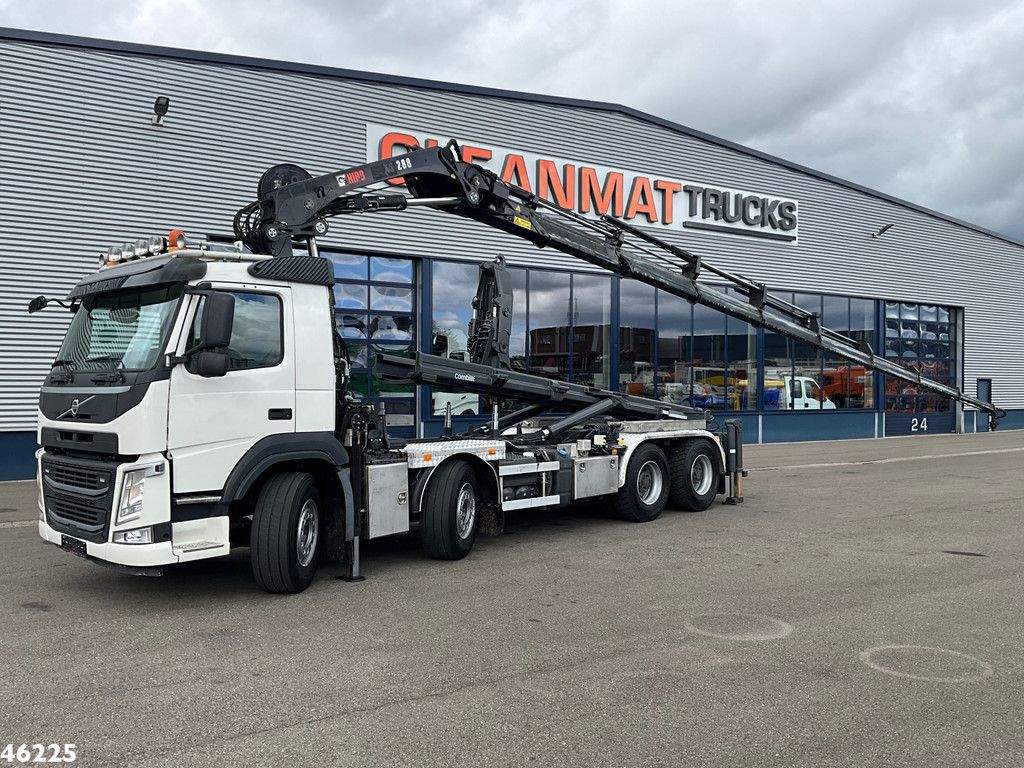 Volvo FM 410 8x4 Hiab 28 Tonmeter laadkraan met 20 Ton Silosteller haakarmsysteem