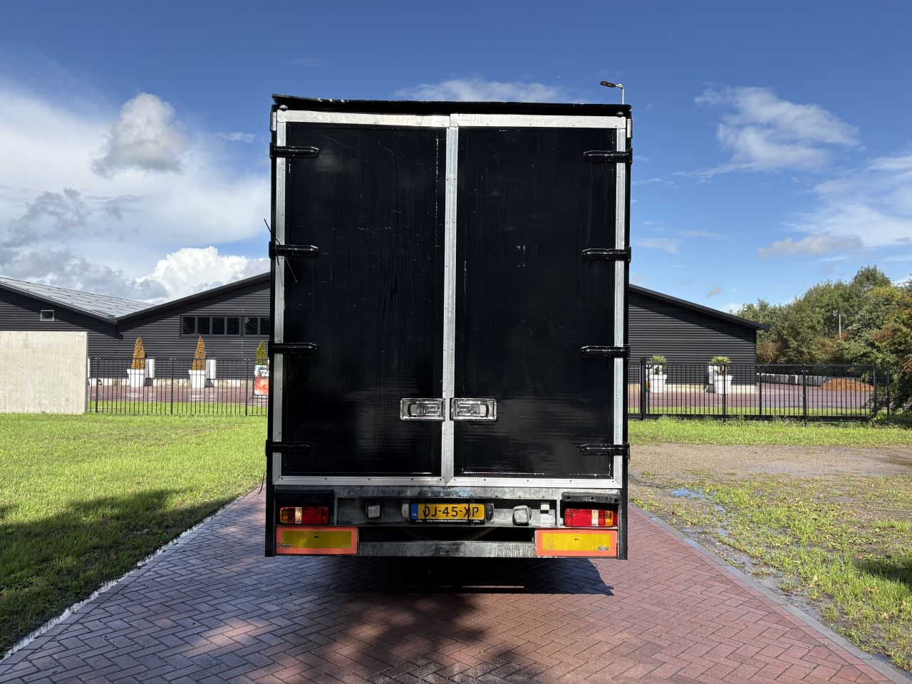 Be trekker iveco 50C17 EURO 5 / be oplegger jeeb-as schuifzeilen