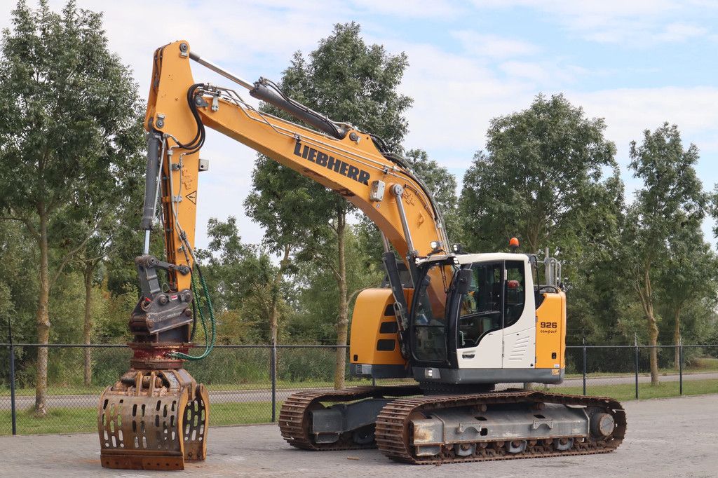 Liebherr R926 K LC COMPACT | SORTING GRAB | QUICK COUPLER