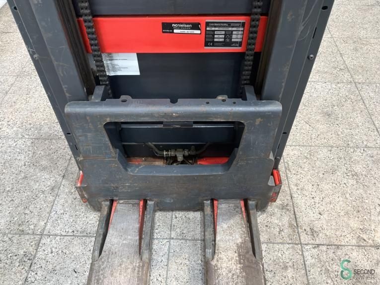 Stapelaars Elektrisch Linde D08 2017 Doppelstock