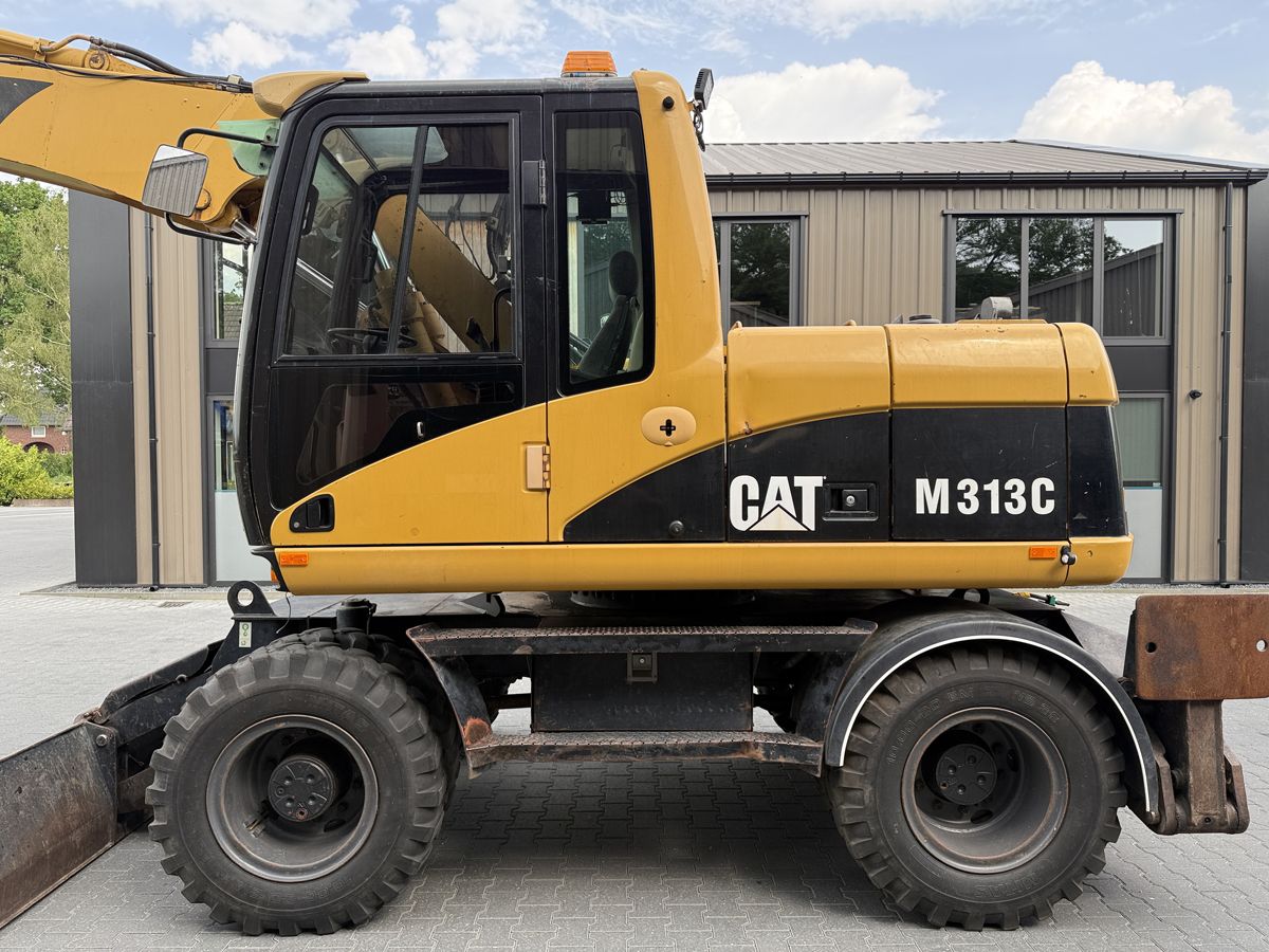 Gebruikte CATERPILLAR M313D mobiele kraan met airco