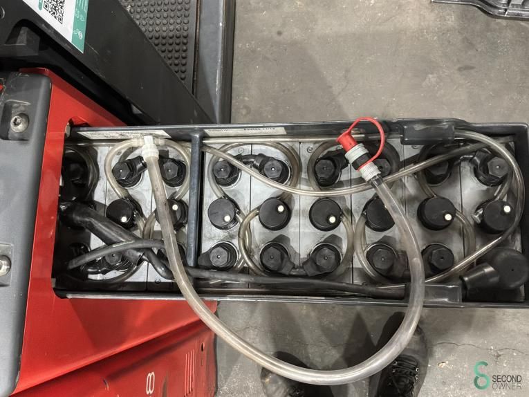 Stapelaars Elektrisch Linde V08-01 (1110) 2013