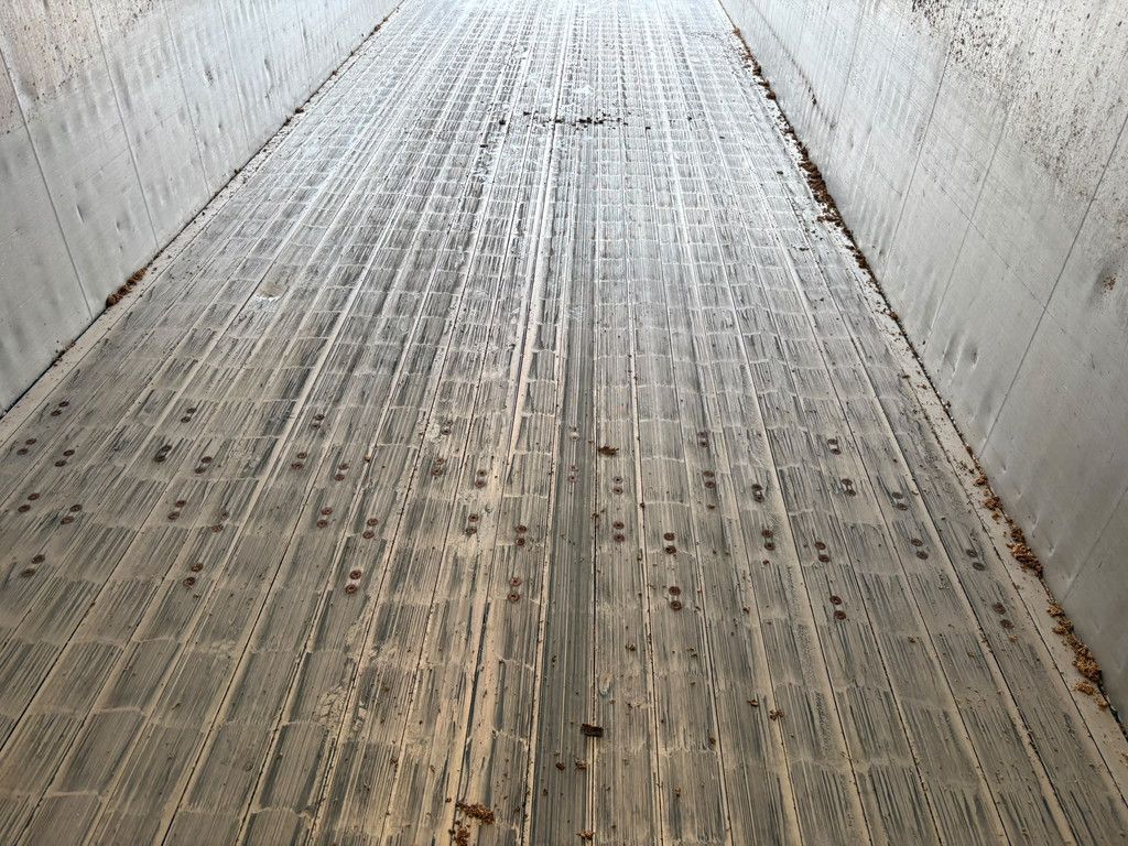 Knapen Trailers K100 96m3 Liftas Cargo Floor 10MM 2.5 year old! Metallic APK 10-2026
