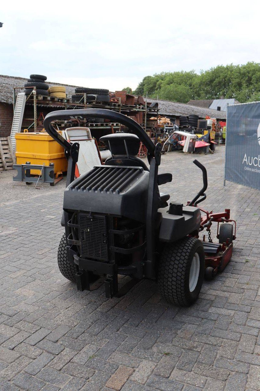Ride-on mower Toro Z Master Professional 7000 Series Diesel 16.9kW 2011