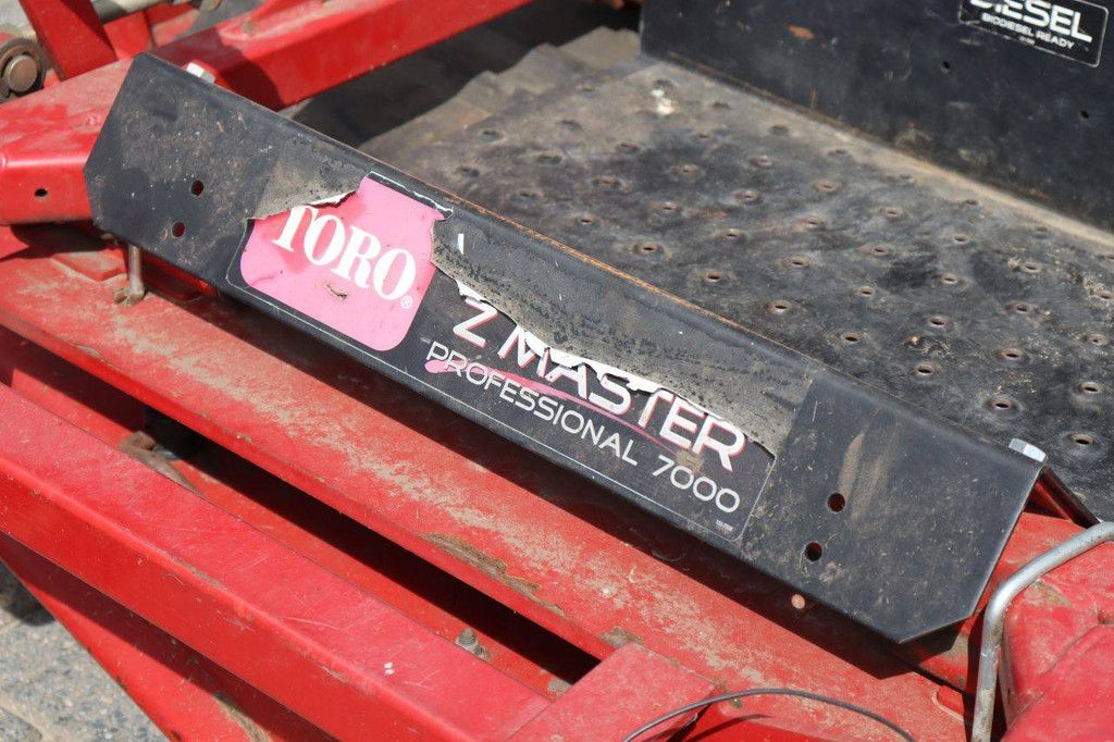 Aufsitzmäher Toro Z Master Professional 7000 Serie Diesel 16,9 kW