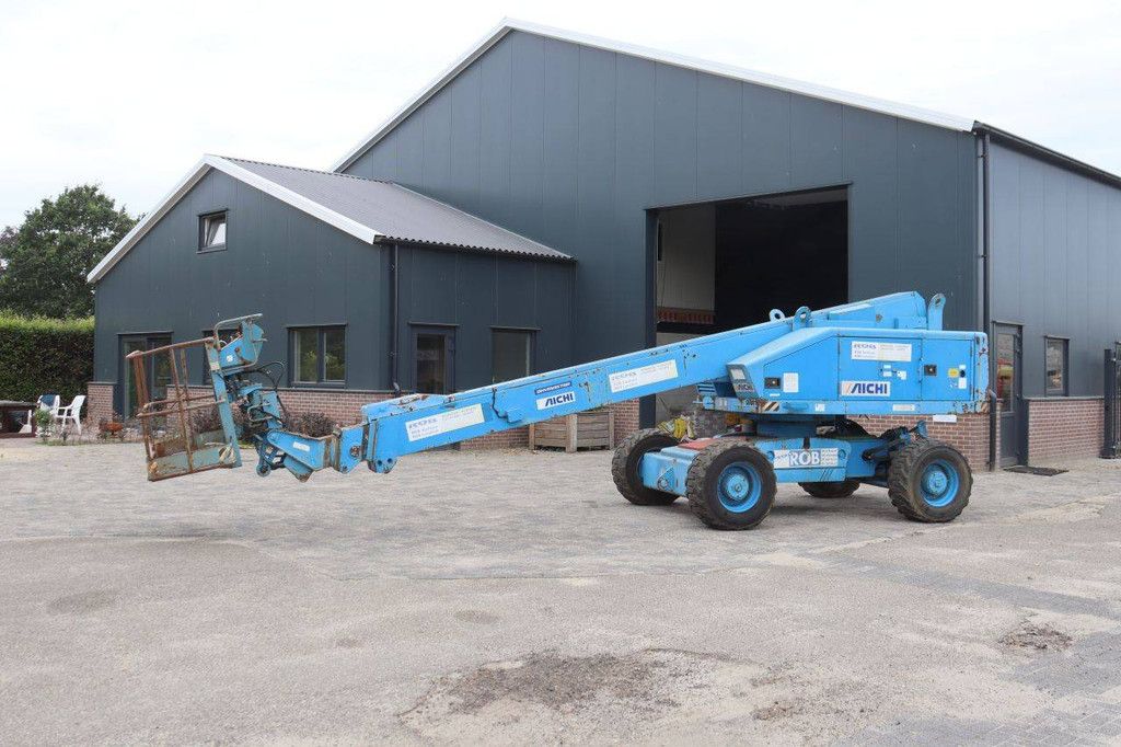 Teleskop-Arbeitsbühne Aichi SP18A Diesel 227 kg 20,2 m 2009