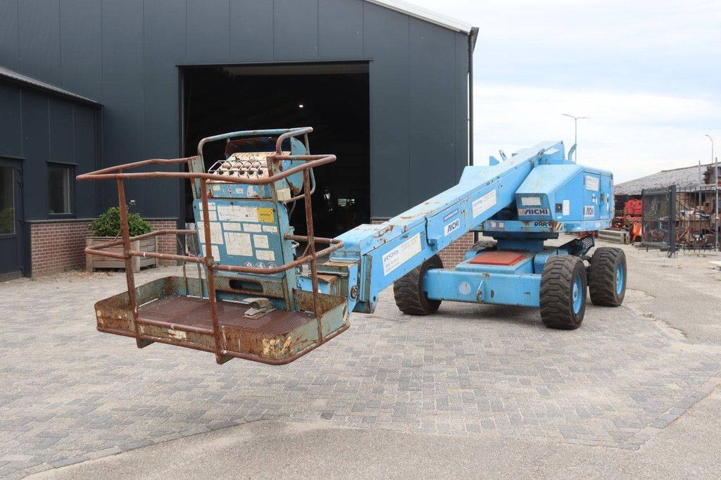 Teleskop-Arbeitsbühne Aichi SP18A Diesel 227 kg 20,2 m 2009