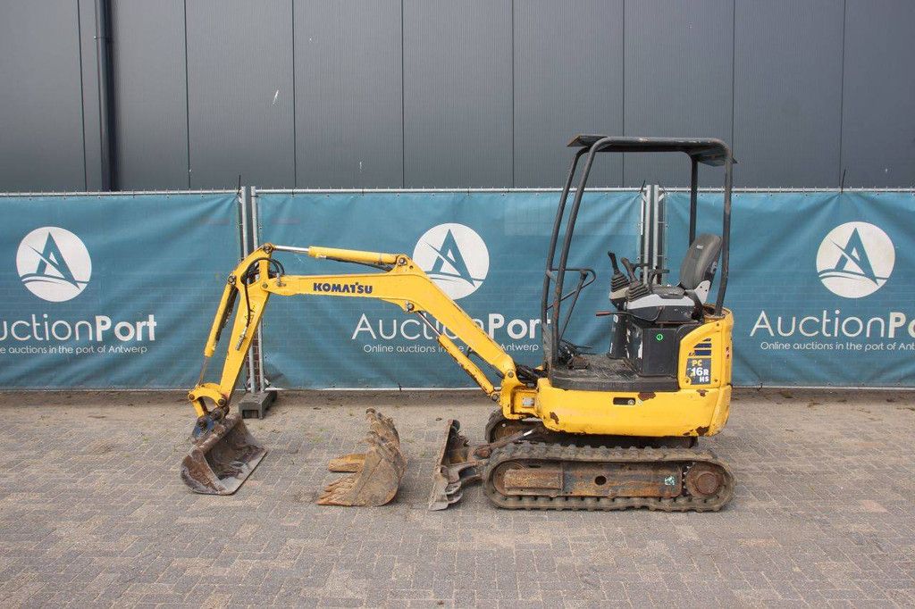 Minigraver Komatsu PC16R-3HS Diesel 11.8kW 2012