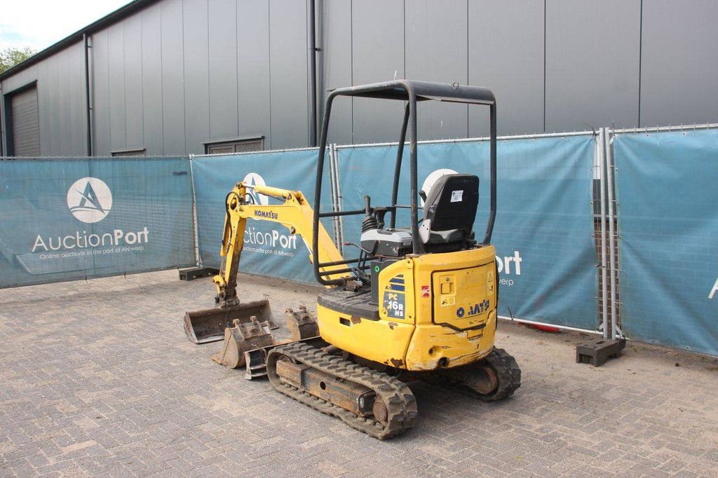 Minigraver Komatsu PC16R-3HS Diesel 11.8kW 2012