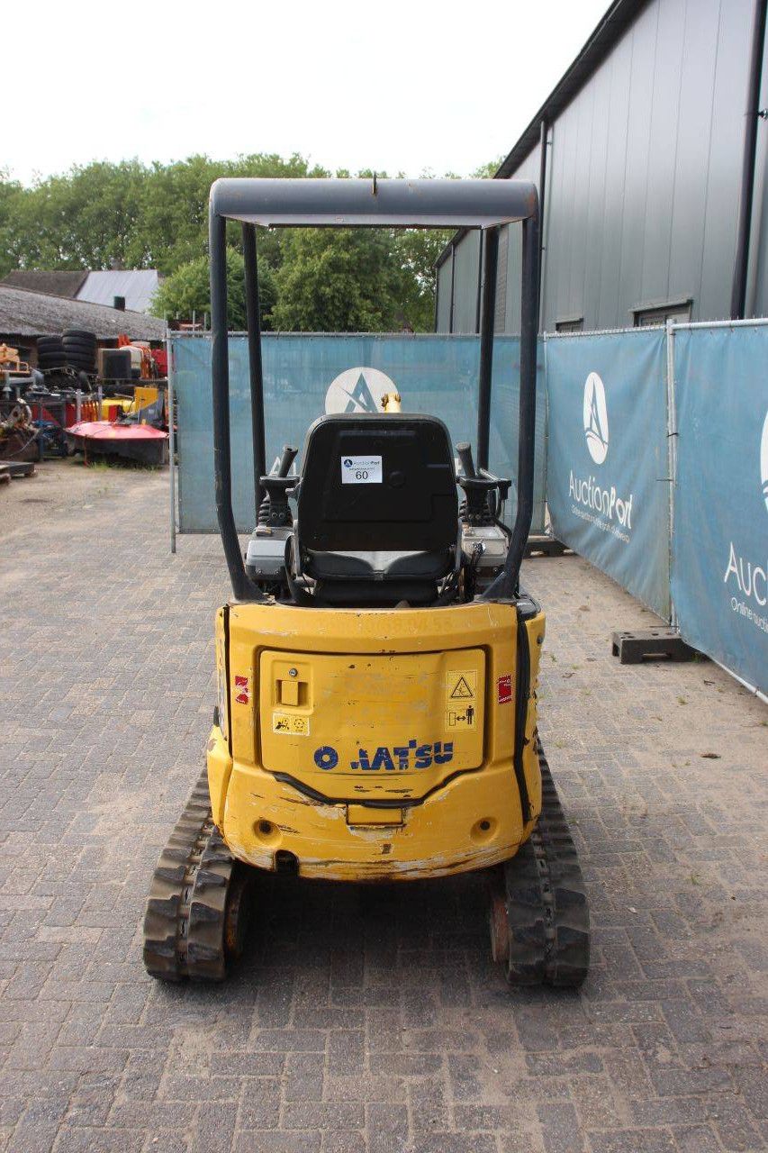 Minigraver Komatsu PC16R-3HS Diesel 11.8kW 2012