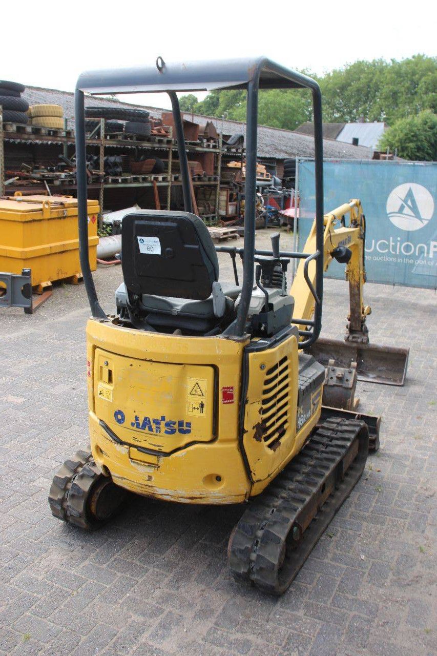Minigraver Komatsu PC16R-3HS Diesel 11.8kW 2012