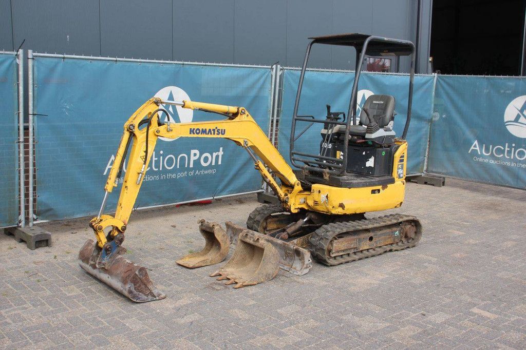Minigraver Komatsu PC16R-3HS Diesel 11.8kW 2012