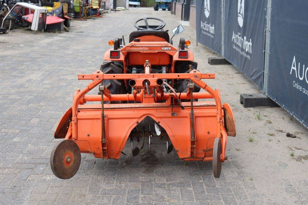 Mini tractor Kubota Bulltra B1-15 Diesel 15HP with cultivator