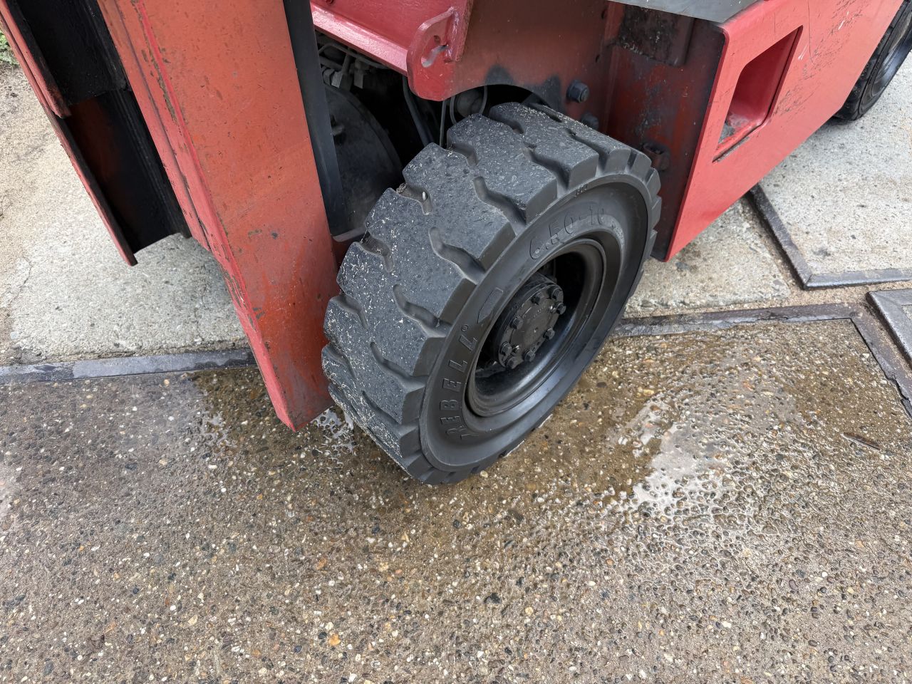Nissan 1500KG LPG heftruck + grote onderhoudsbeurt