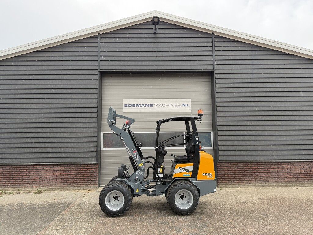 Giant G1500 L X-tra minishovel DEMO 2026 €465 LEASE