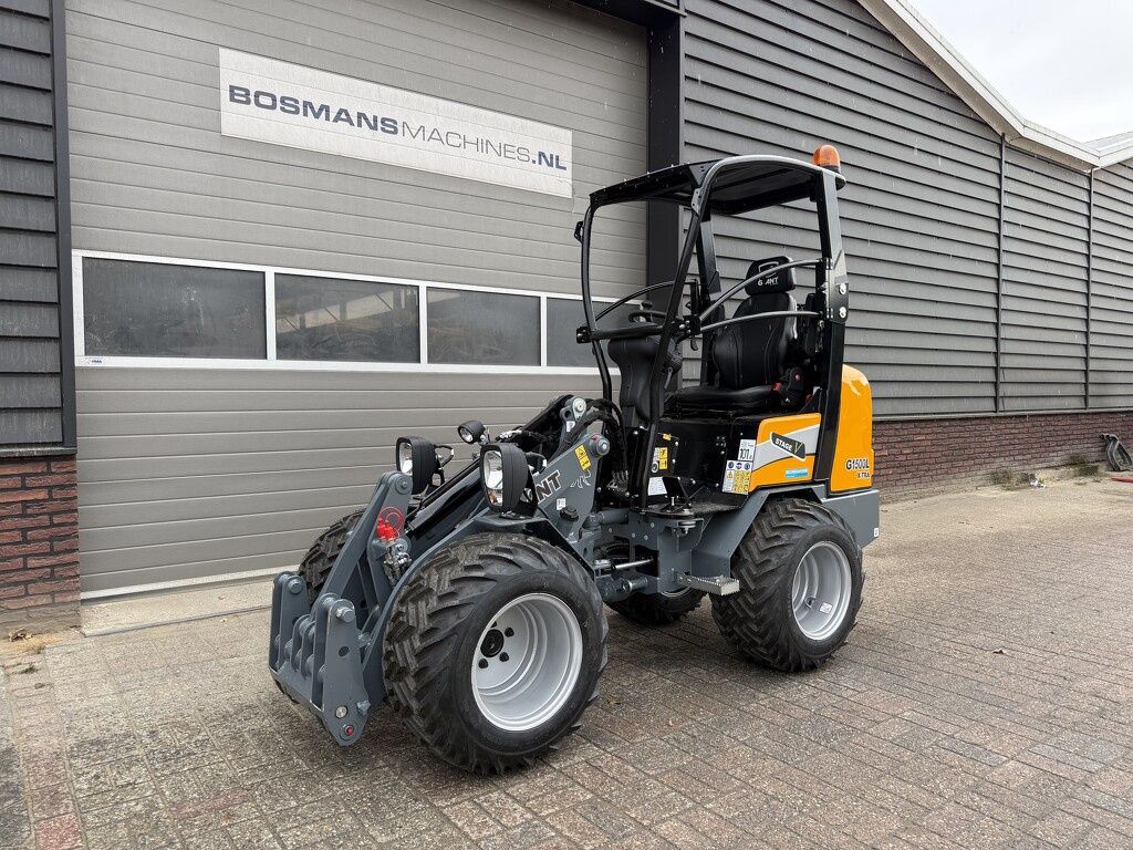 Giant G1500 L X-tra minishovel DEMO 2026 €465 LEASE