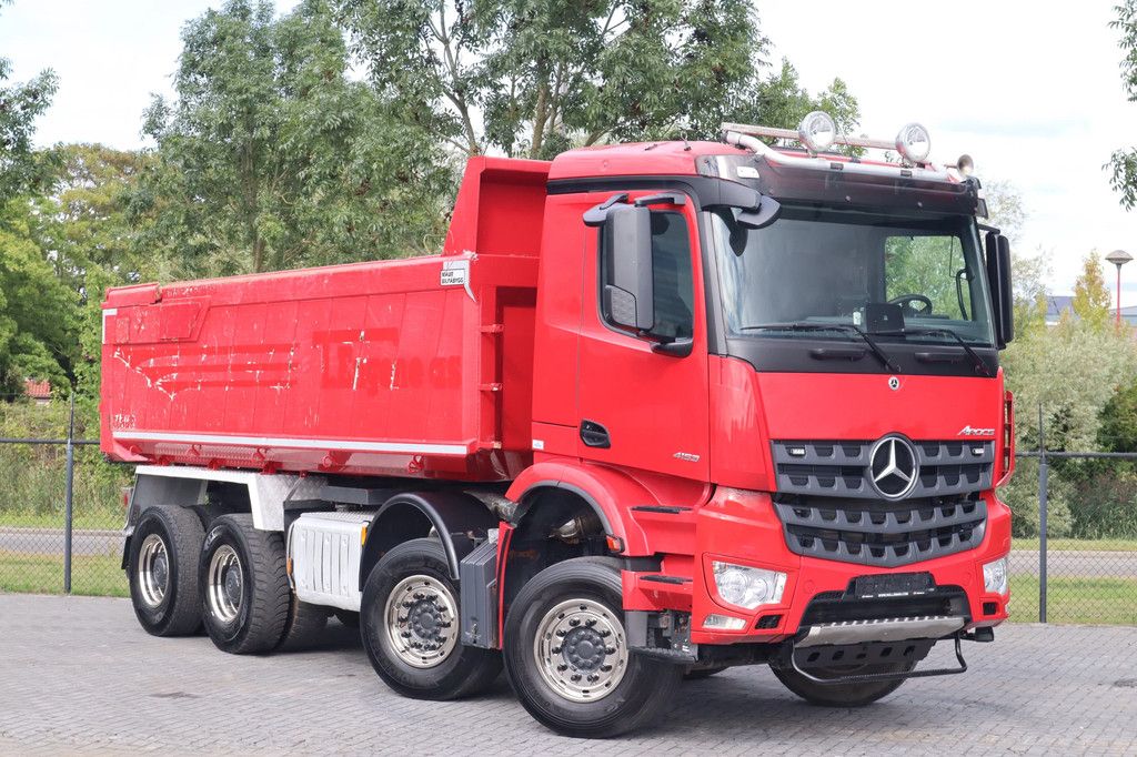 Mercedes-Benz AROCS 4153 | 8X4 | LOW KM!! | RETARDER | FULL STEEL | EURO 6
