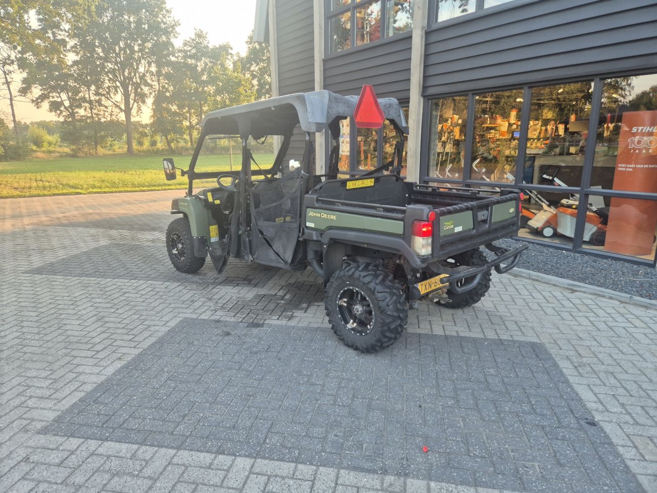 JOHN DEERE XUV855M UTV voor 4 personen