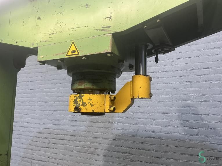 Hydraulische persen Vremac 100t, 2000mm