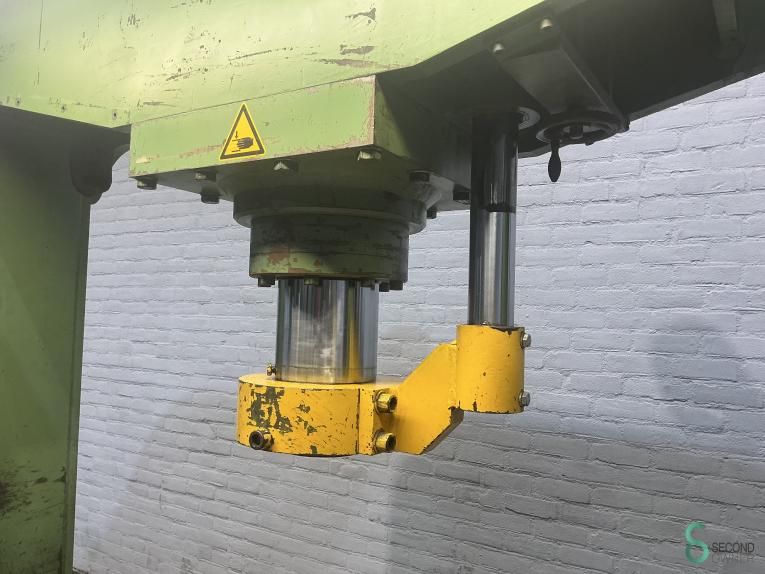 Hydraulische persen Vremac 100t, 2000mm