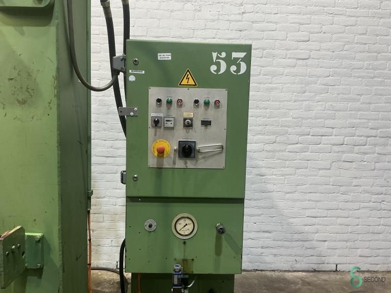 Hydraulische persen Vremac 100t, 2000mm