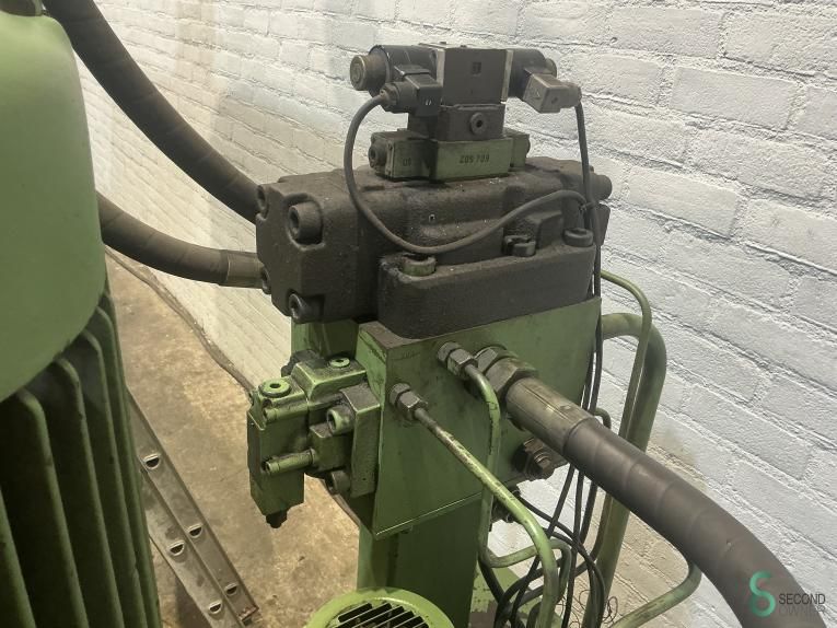 Hydraulische persen Vremac 100t, 2000mm