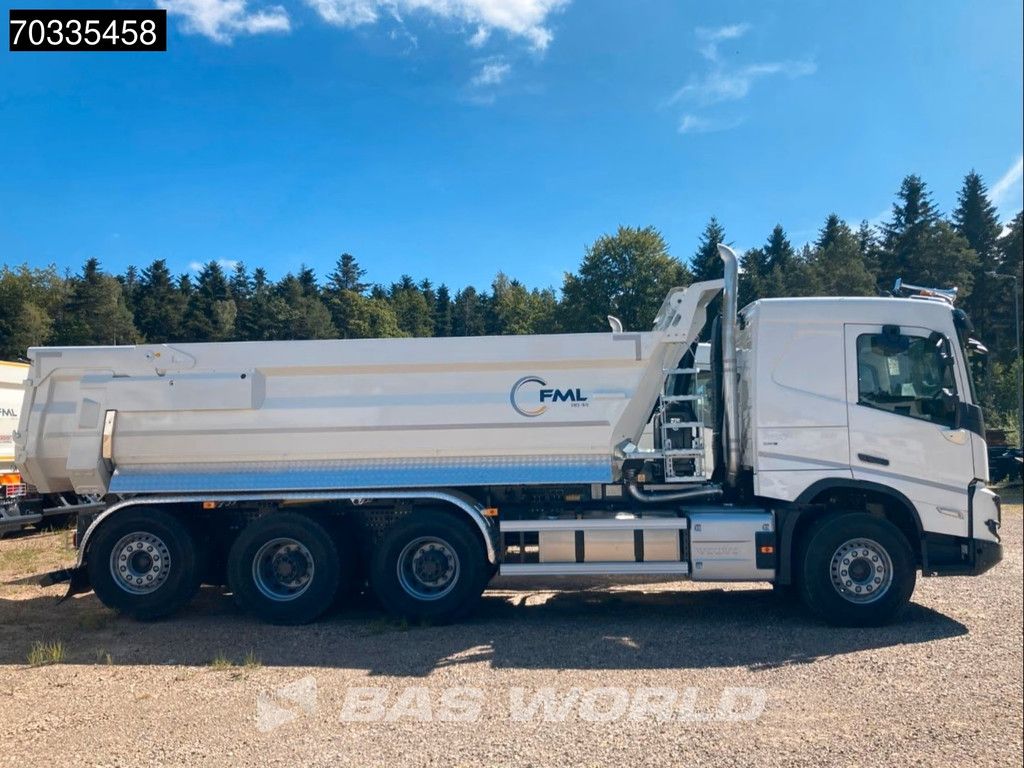 Volvo FMX FMX 460 8X4 NEW! FML tipper Tridem Lift + steering axle Automatic VEB+ Euro 6