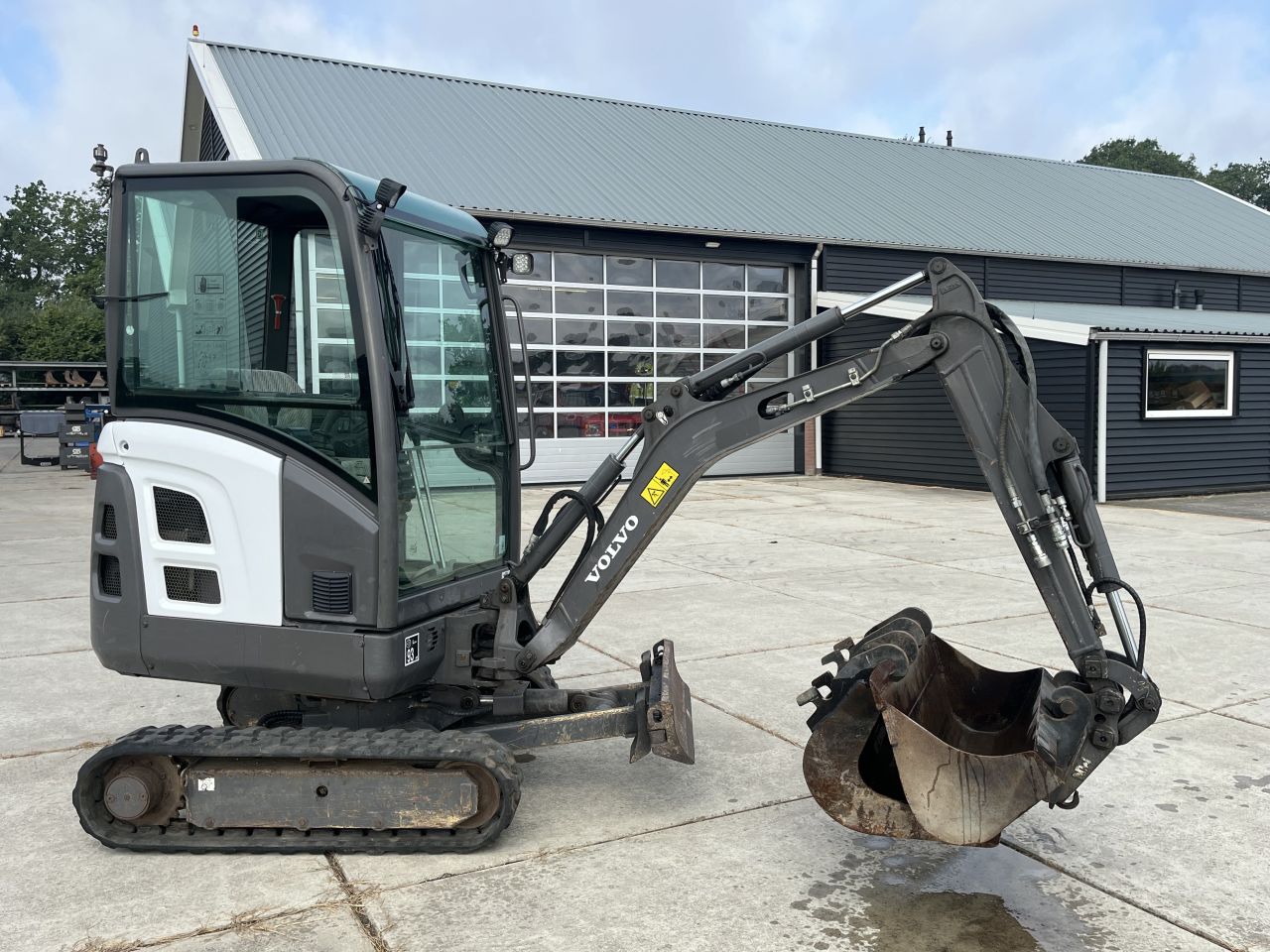 Volvo EC18