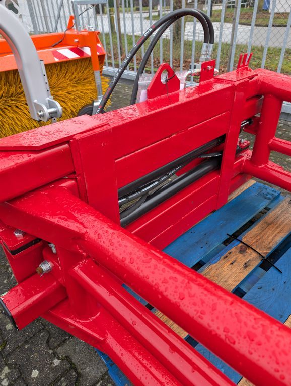 INTERTECH Sp. z o.o. Vierkante balenklem 85/ 260 Giant
