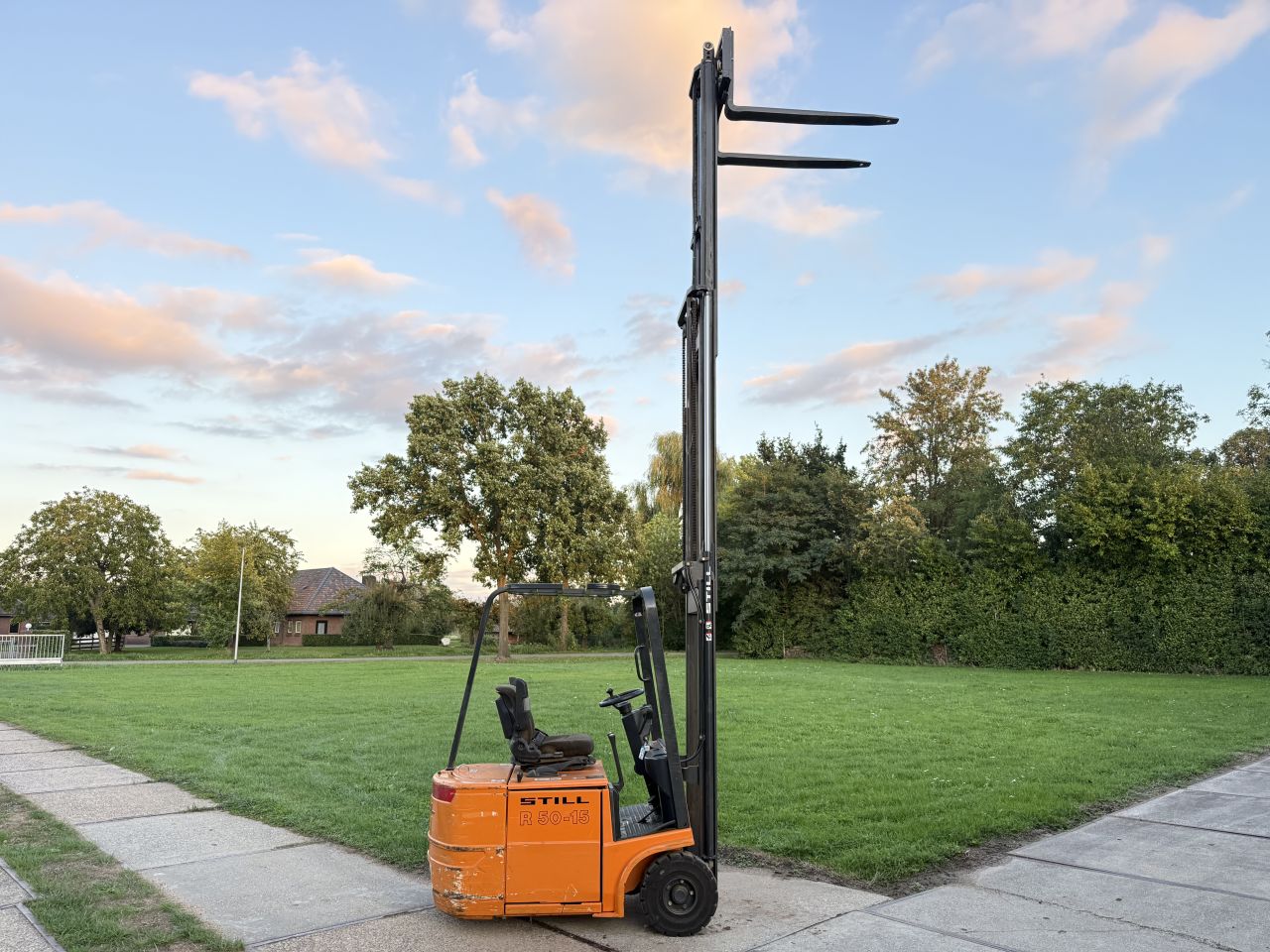 Still 1500KG elektrisch 3-delige mast 5M freelift Sideshift