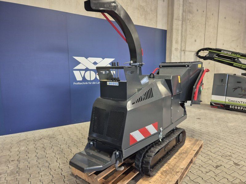 Först TR6 Holzhacker /Holzhäcksler mit Dieselmotor und Kettenfahrwerk