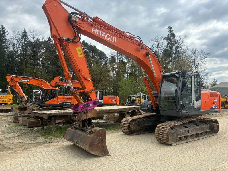 Hitachi ZX 210-3