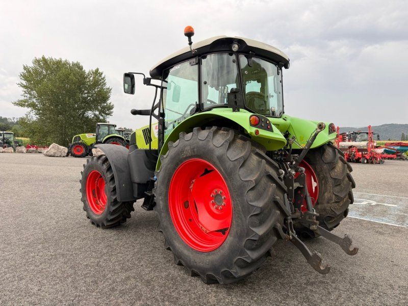 Claas ARION 430