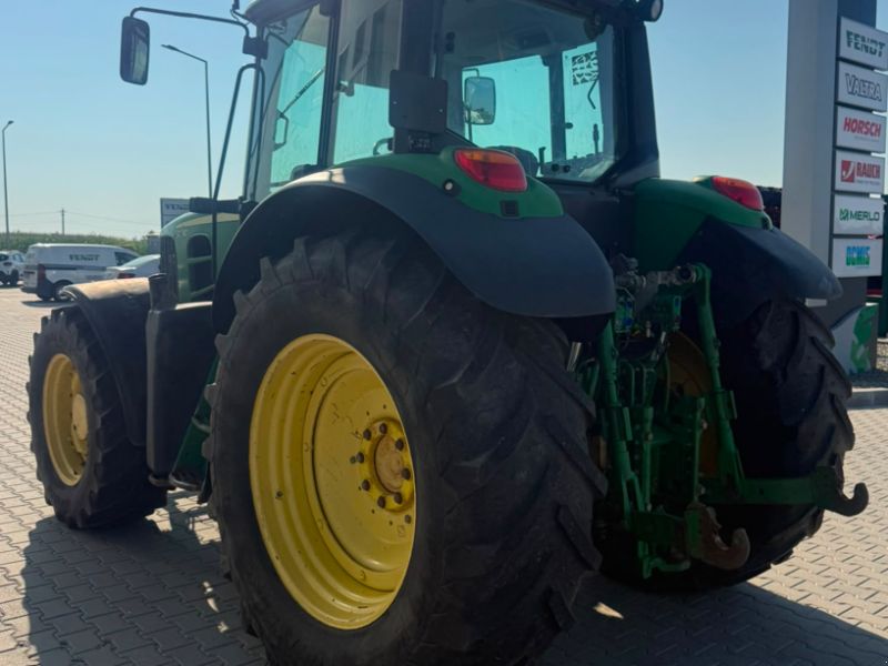 John Deere 6930