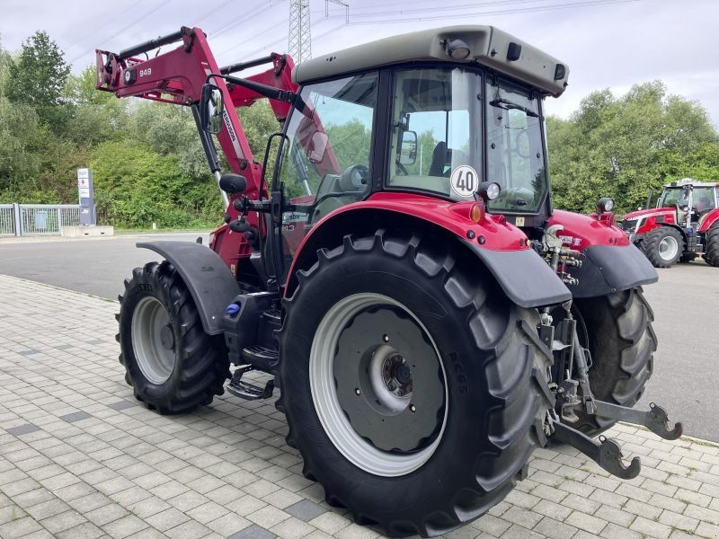 Massey Ferguson 5613