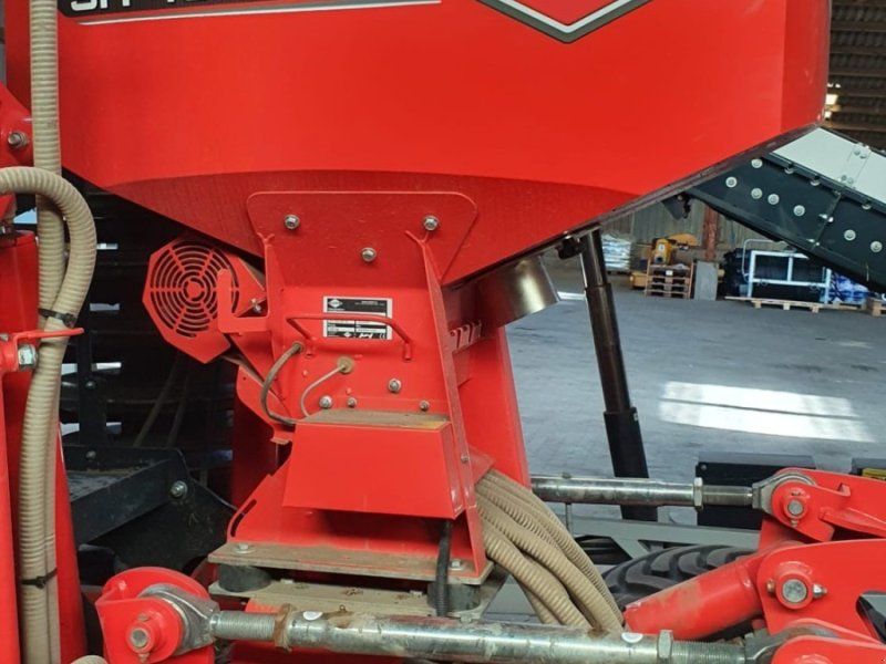 Kuhn SH 402 E Zwischenfrucht-Säeinrichtung