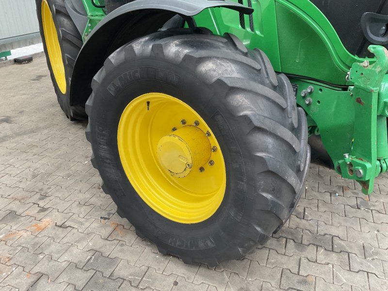 John Deere 6140R