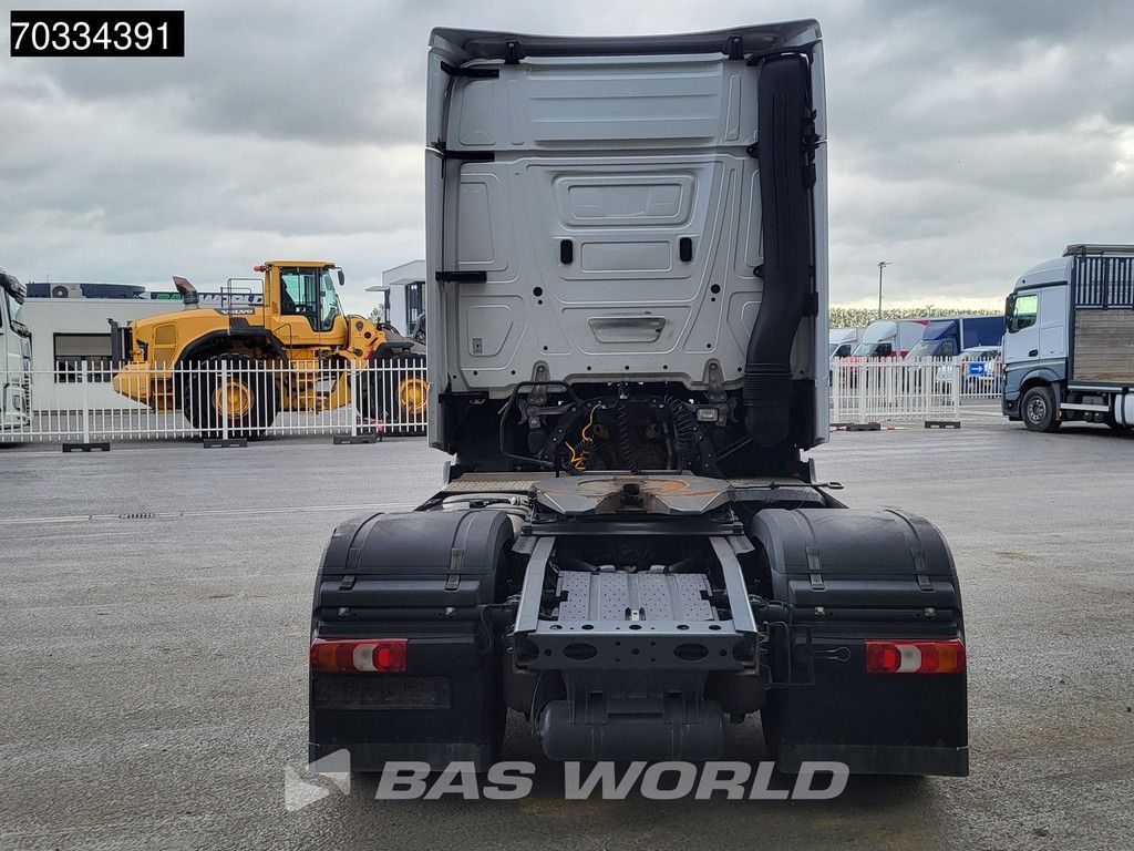 Mercedes Actros 1845 4X2 StreamSpace Retarder Standklima ACC Navi