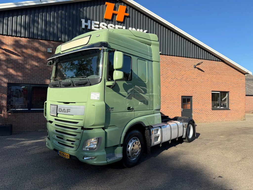 DAF XF 440 Space Cab Standairco NL Truck