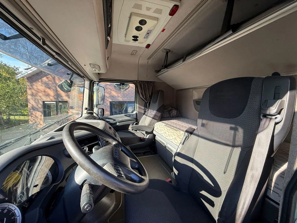 DAF XF 440 Space Cab Standairco NL Truck