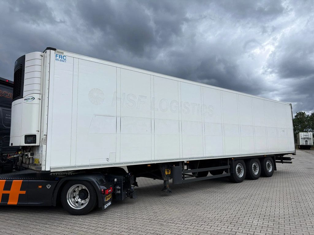 Schmitz Cargobull N/A Carrier Vector 1550 D+E 250H 265B APK/TUV 05-2027