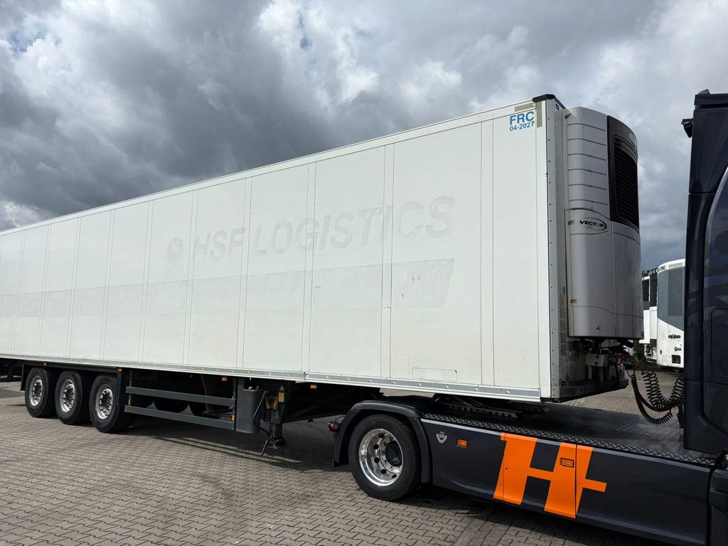 Schmitz Cargobull N/A Carrier Vector 1550 D+E 250H 265B APK/TUV 11-2026