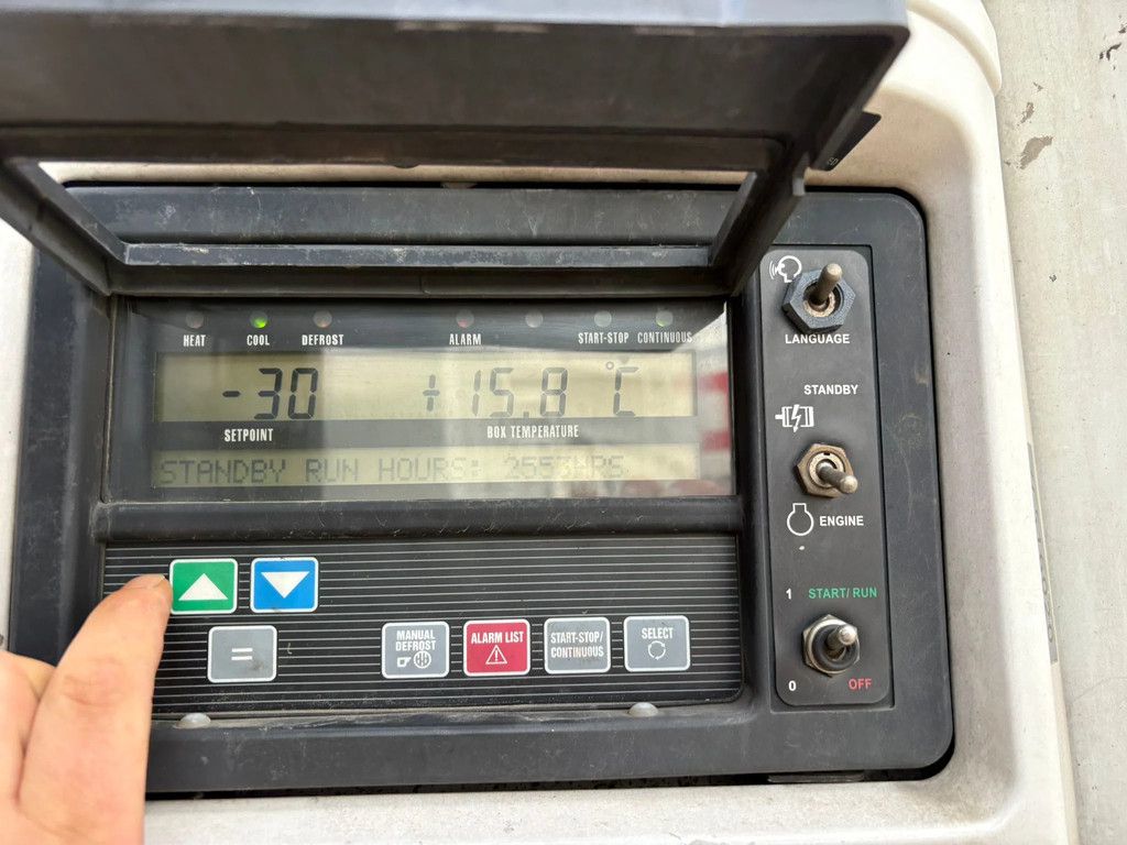 Schmitz Cargobull N/A Carrier Vector 1550 D+E 250H 265B APK/TUV 11-2026