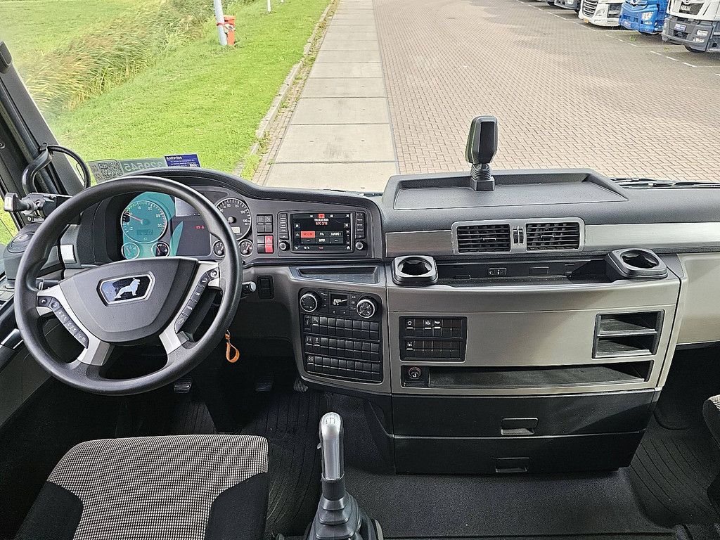 M.A.N. 18.510 TGX manual gearbox