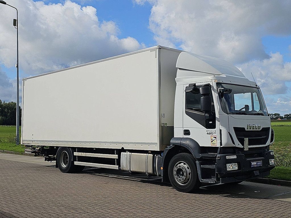 IVECO AD190S42 STRALIS