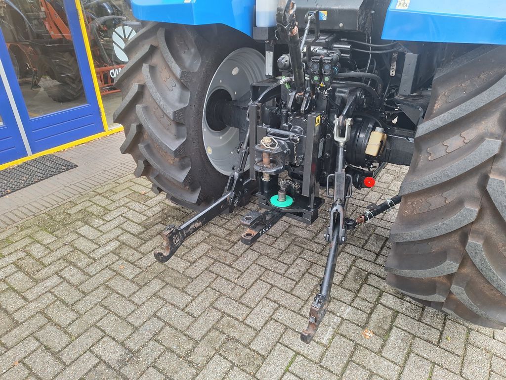 New Holland T5.95